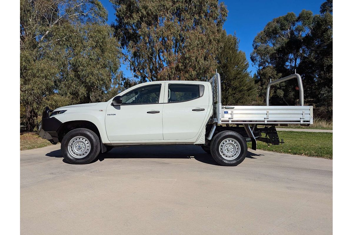 2020 Mitsubishi Triton GLX ADAS MR 4X4