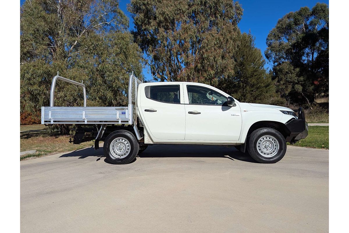 2020 Mitsubishi Triton GLX ADAS MR 4X4