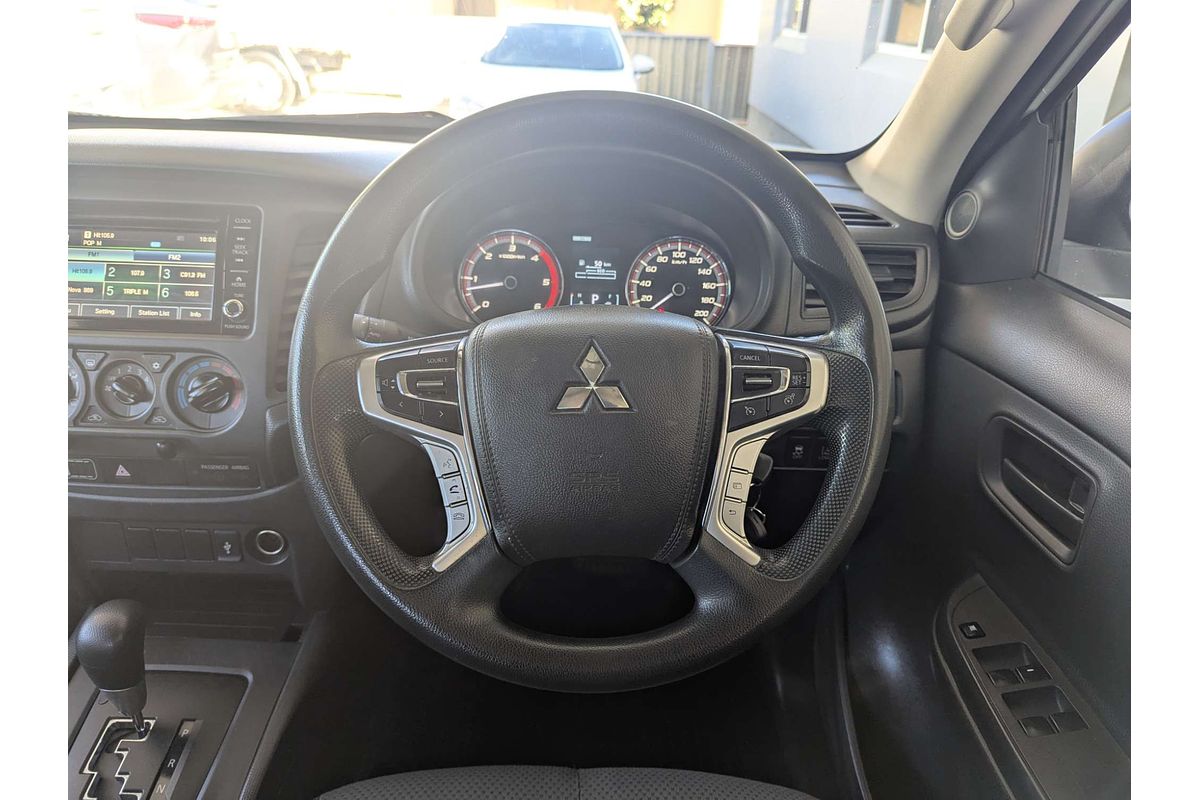 2020 Mitsubishi Triton GLX ADAS MR 4X4