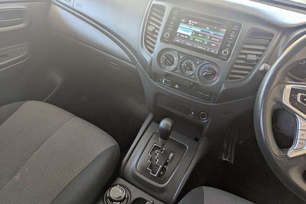 2020 Mitsubishi Triton GLX ADAS MR 4X4
