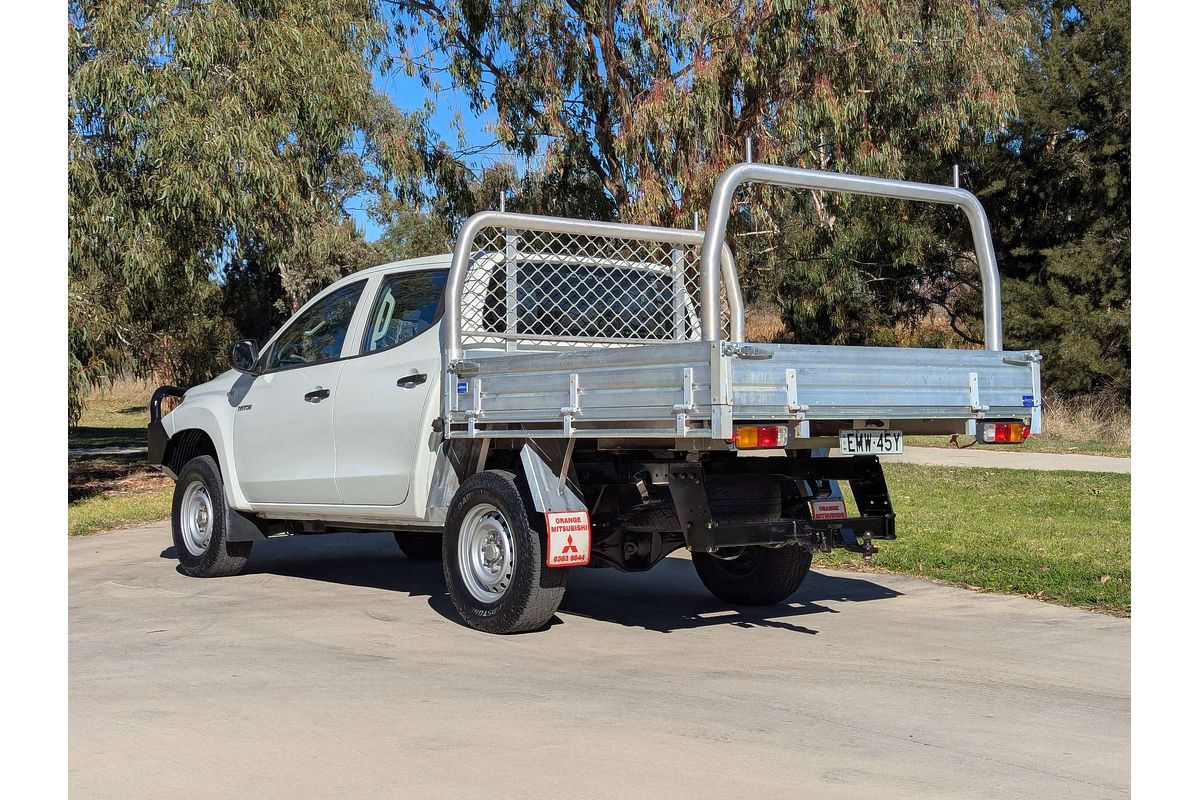 2020 Mitsubishi Triton GLX ADAS MR 4X4