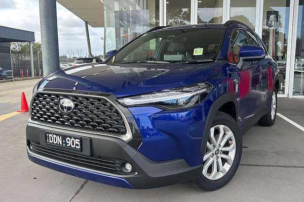 2024 Toyota Corolla Cross GXL MXGH15R