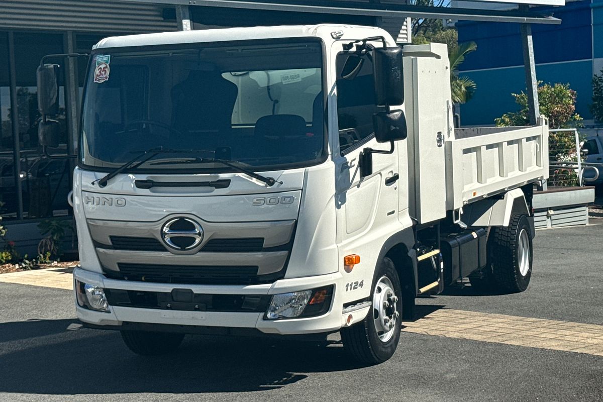 2023 Hino 500 Series FC1124 Tipper