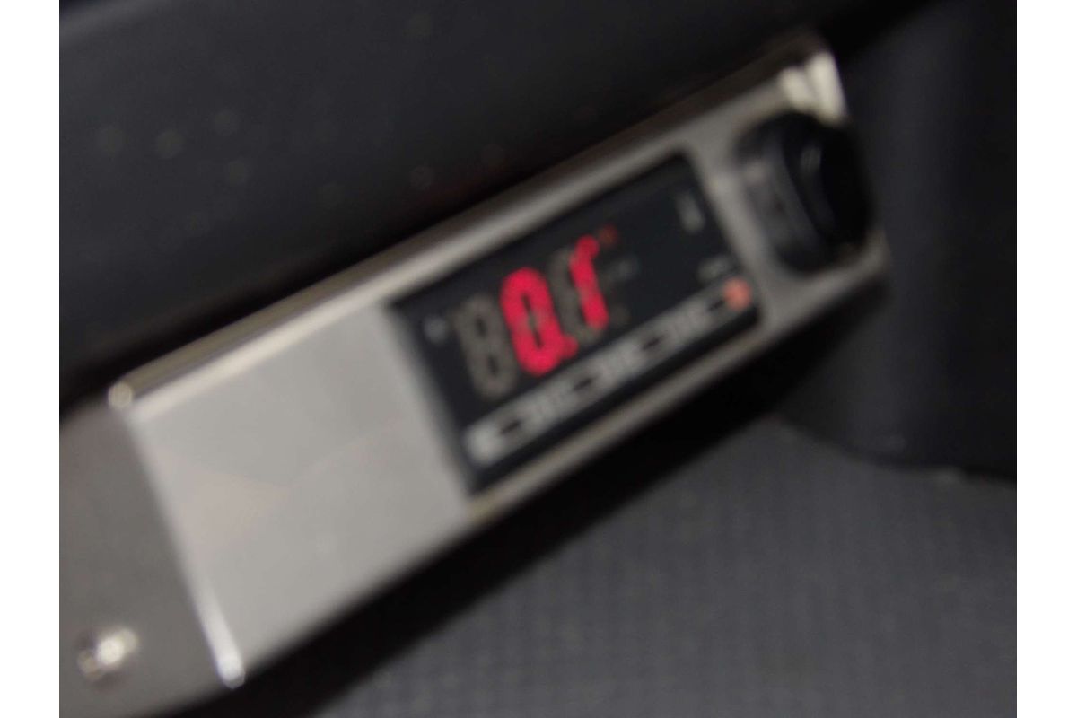 2010 Toyota Hiace  TRH201R LWB