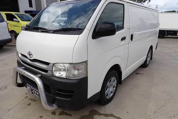 2010 Toyota Hiace  TRH201R LWB