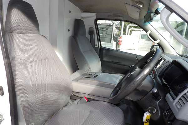 2010 Toyota Hiace  TRH201R LWB