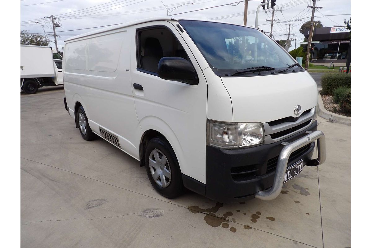 2010 Toyota Hiace  TRH201R LWB