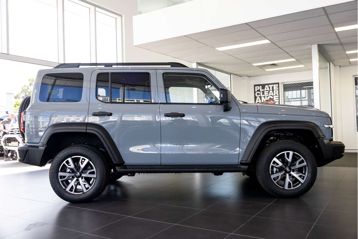 2025 GWM Tank 300 Ultra Hybrid P01