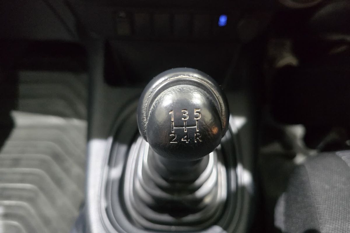 2022 Toyota Hilux Workmate TGN121R Rear Wheel Drive