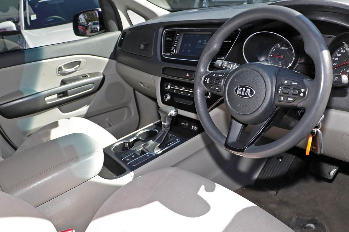 2018 Kia Carnival S YP