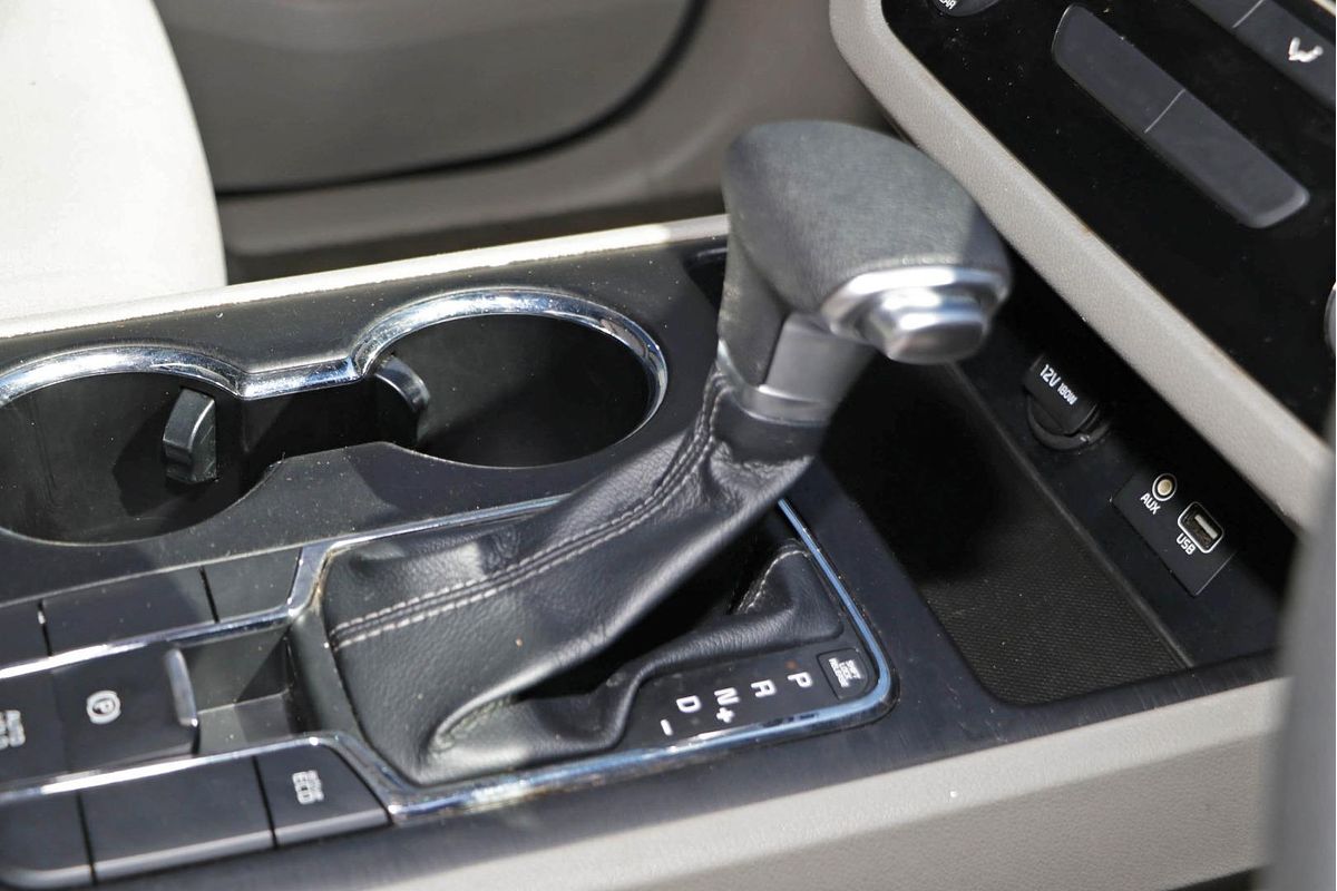 2018 Kia Carnival S YP