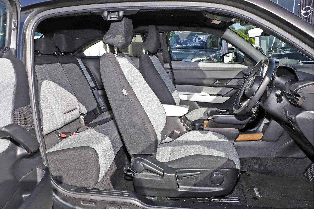 2023 Mazda MX-30 G20e Evolve DR Series