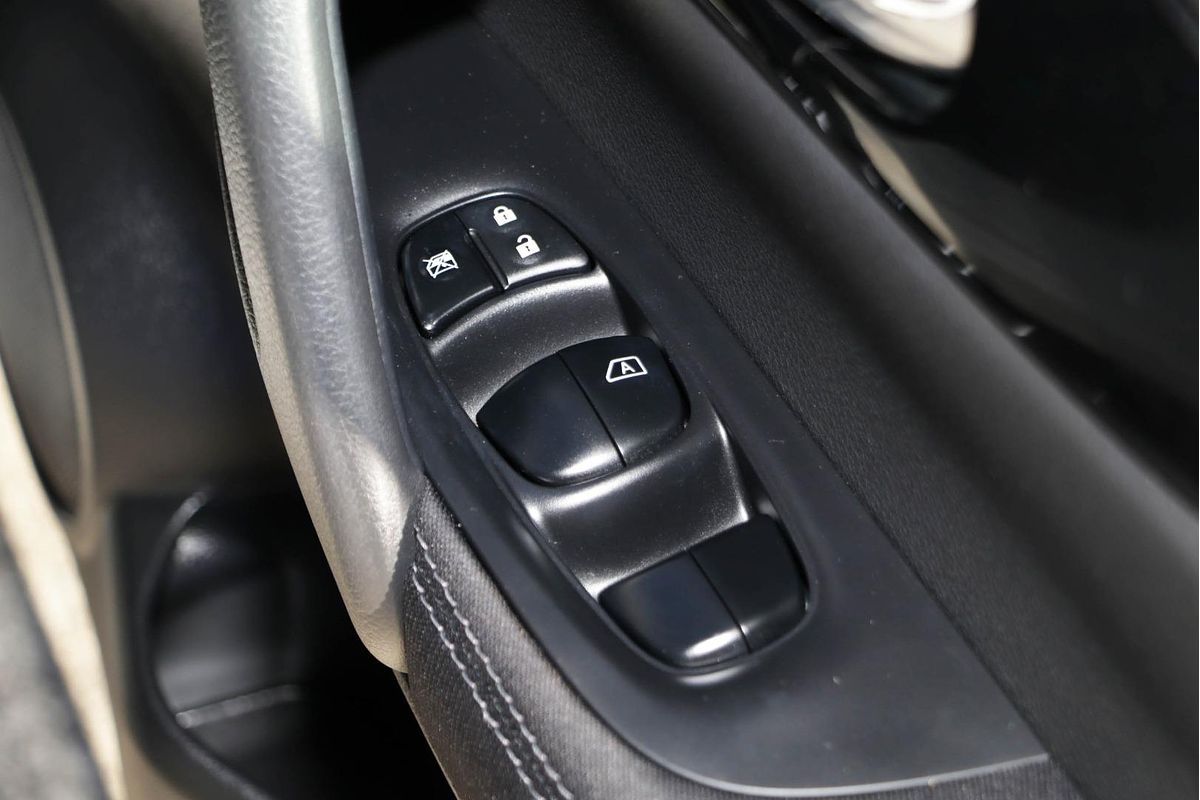 2016 Nissan QASHQAI TS J11