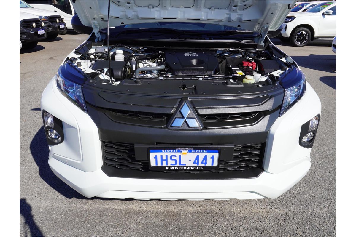 2022 Mitsubishi Triton GLX MR 4X4