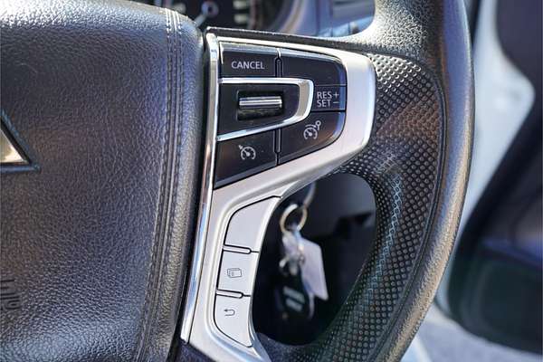 2022 Mitsubishi Triton GLX MR 4X4