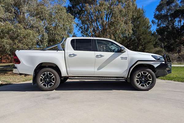2022 Toyota Hilux SR5 GUN126R 4X4