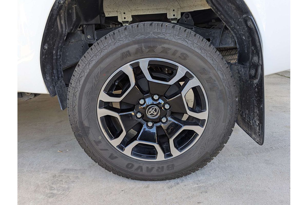 2022 Toyota Hilux SR5 GUN126R 4X4