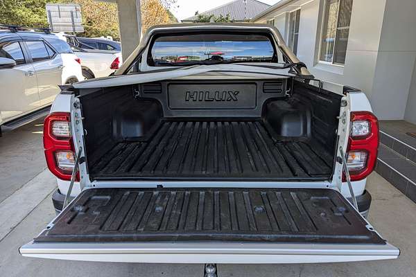 2022 Toyota Hilux SR5 GUN126R 4X4