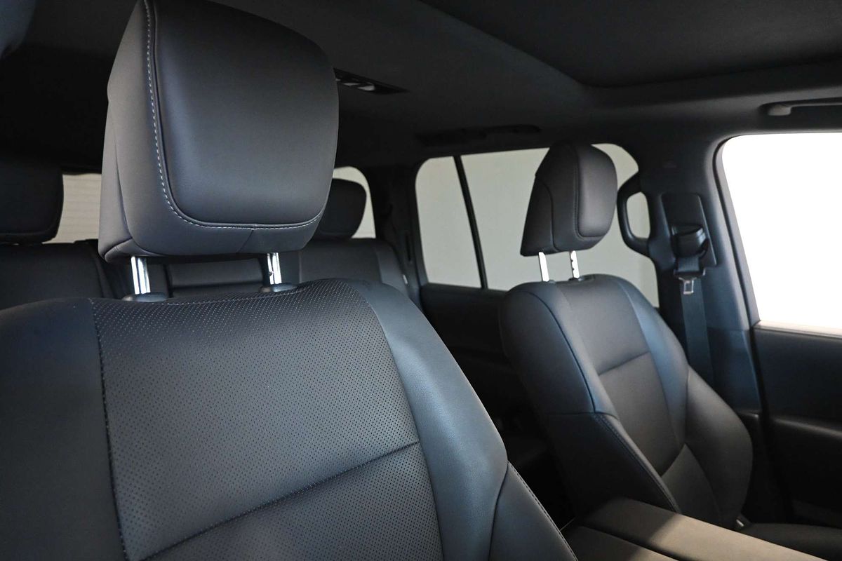 2024 Toyota Landcruiser VX FJA300R