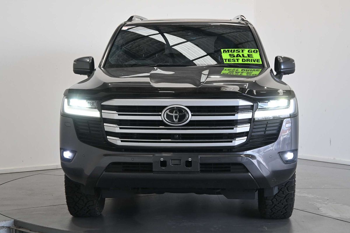 2024 Toyota Landcruiser VX FJA300R