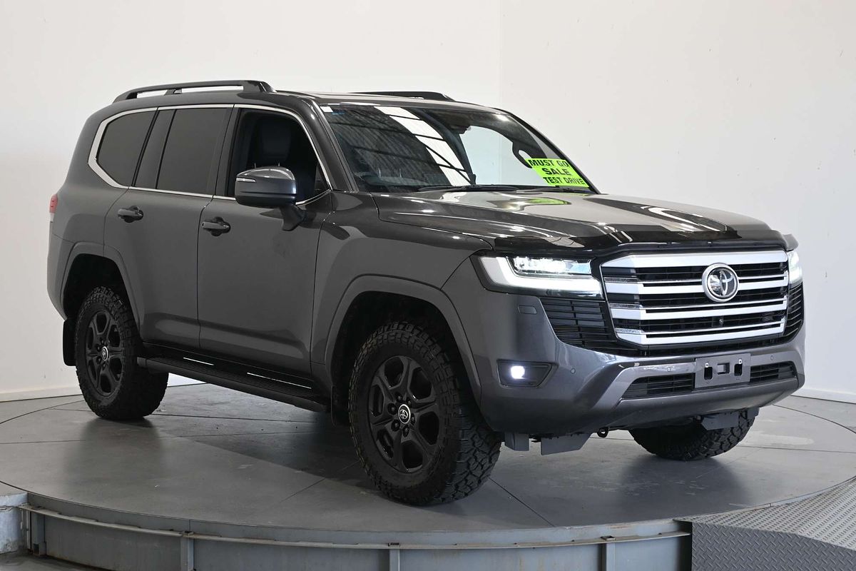 2024 Toyota Landcruiser VX FJA300R