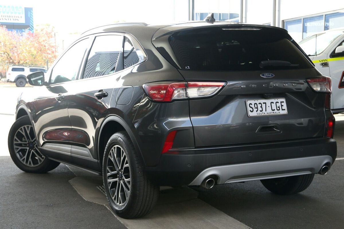 2020 Ford Escape ZH