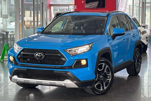 2019 Toyota RAV4 Edge AXAA54R