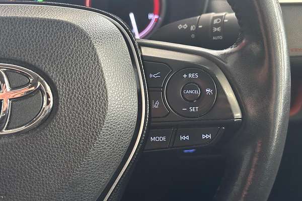 2019 Toyota RAV4 Edge AXAA54R
