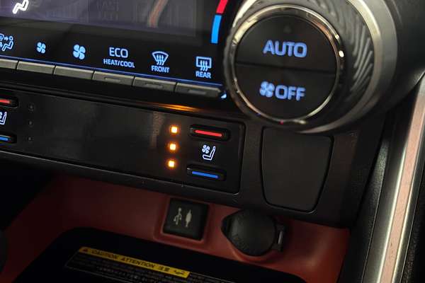 2019 Toyota RAV4 Edge AXAA54R