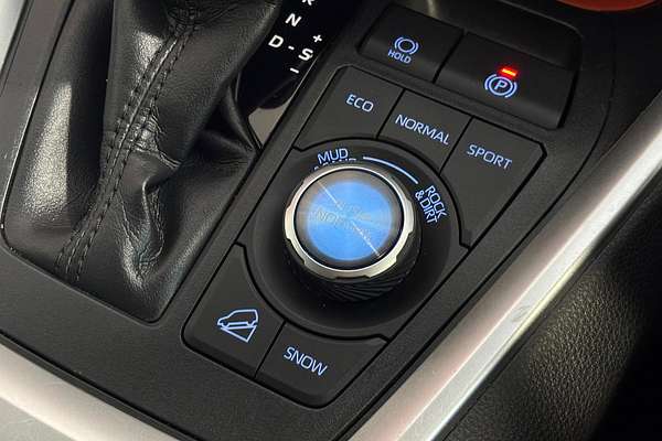 2019 Toyota RAV4 Edge AXAA54R