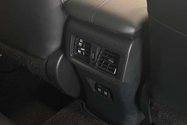 2019 Toyota RAV4 Edge AXAA54R