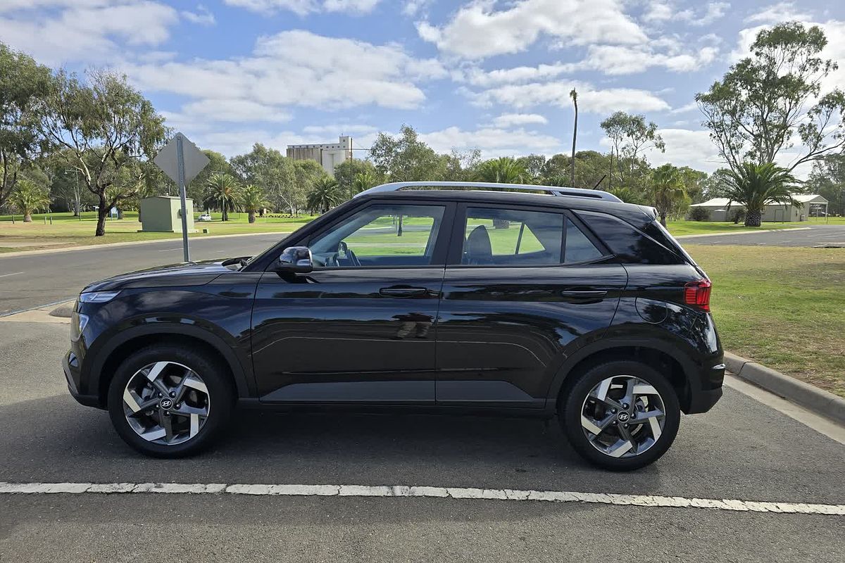 2025 Hyundai Venue Active QX.V5