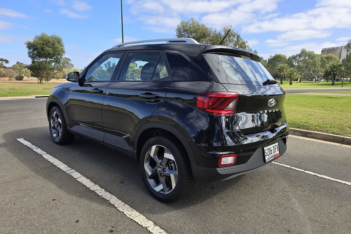 2025 Hyundai Venue Active QX.V5