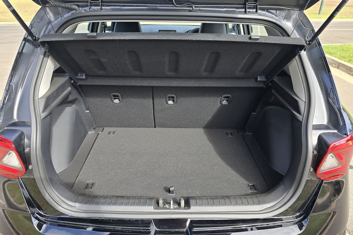 2025 Hyundai Venue Active QX.V5