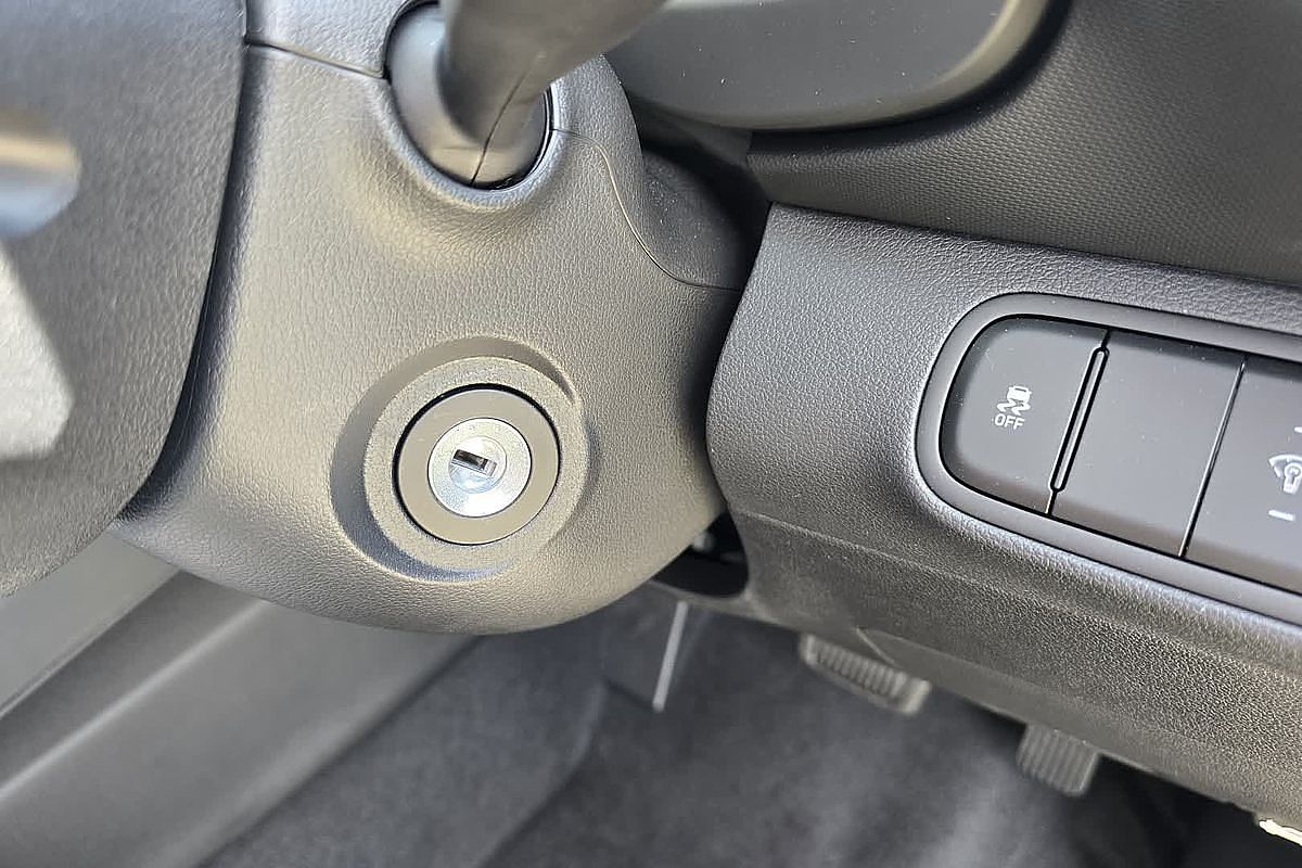 2025 Hyundai Venue Active QX.V5