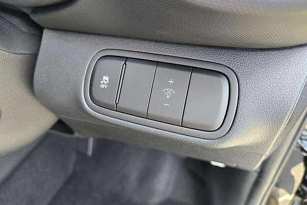 2025 Hyundai Venue Active QX.V5