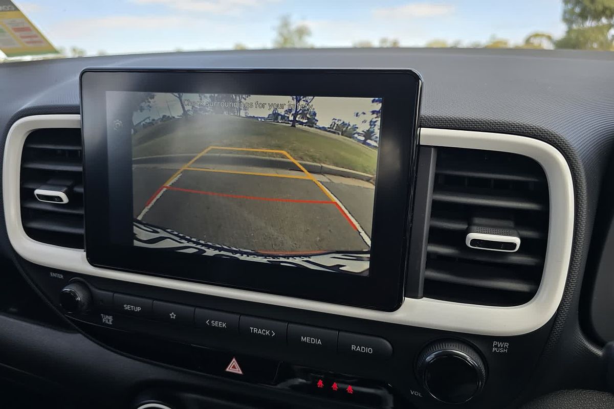 2025 Hyundai Venue Active QX.V5