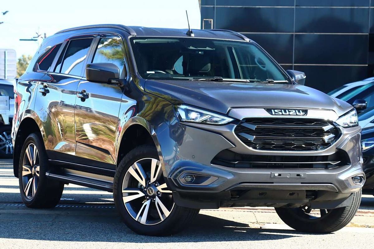 2023 Isuzu MU-X LS-T