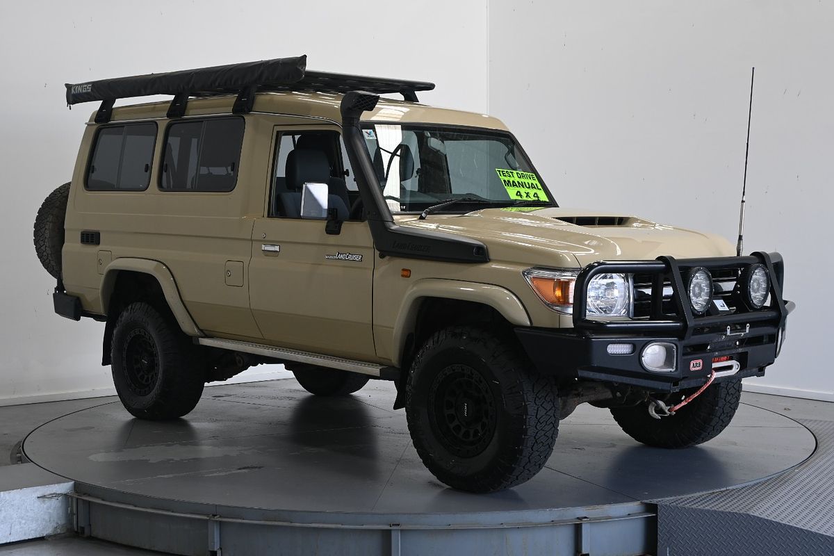 2022 Toyota Landcruiser GXL Troopcarrier VDJ78R