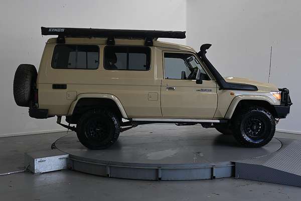 2022 Toyota Landcruiser GXL Troopcarrier VDJ78R