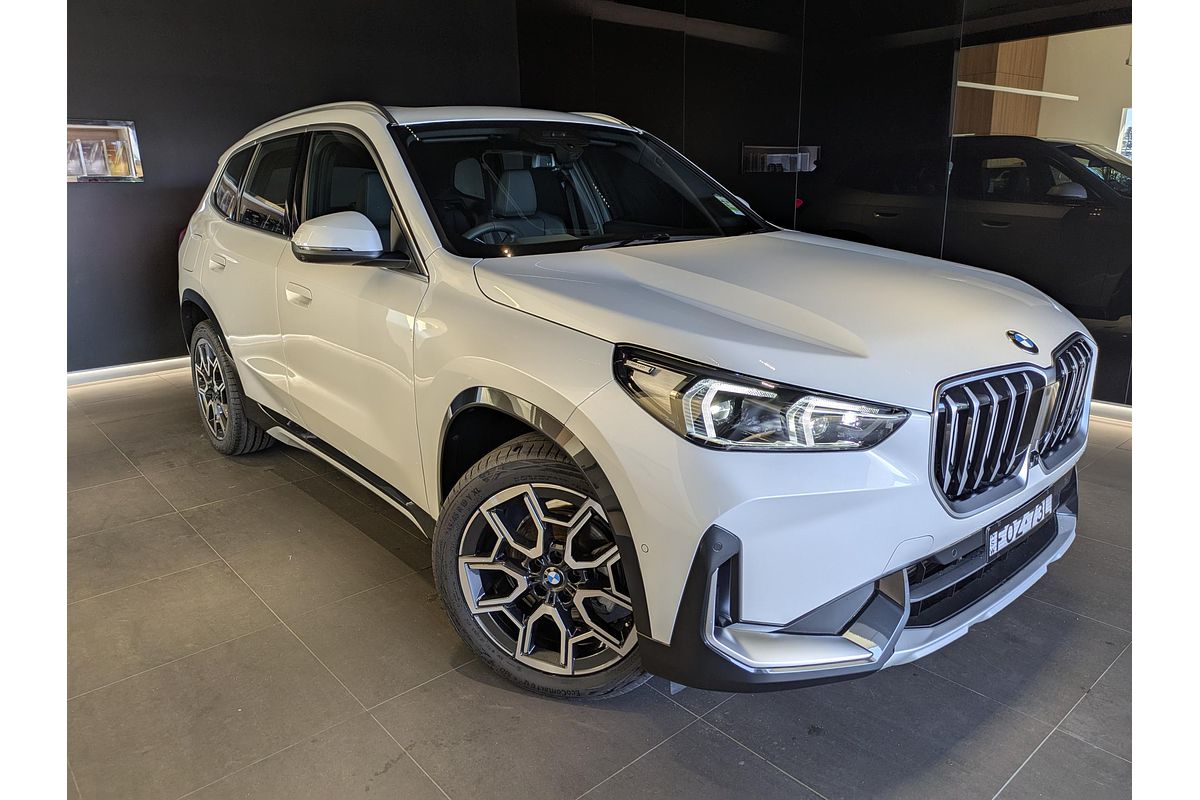 2024 BMW X1 sDrive18i U11