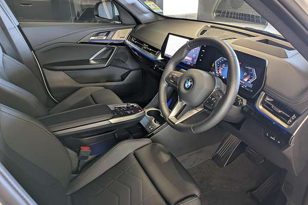 2024 BMW X1 sDrive18i U11