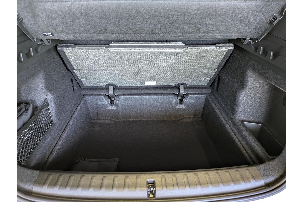 2024 BMW X1 sDrive18i U11
