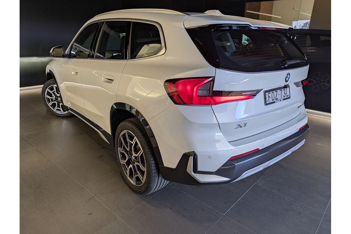 2024 BMW X1 sDrive18i U11