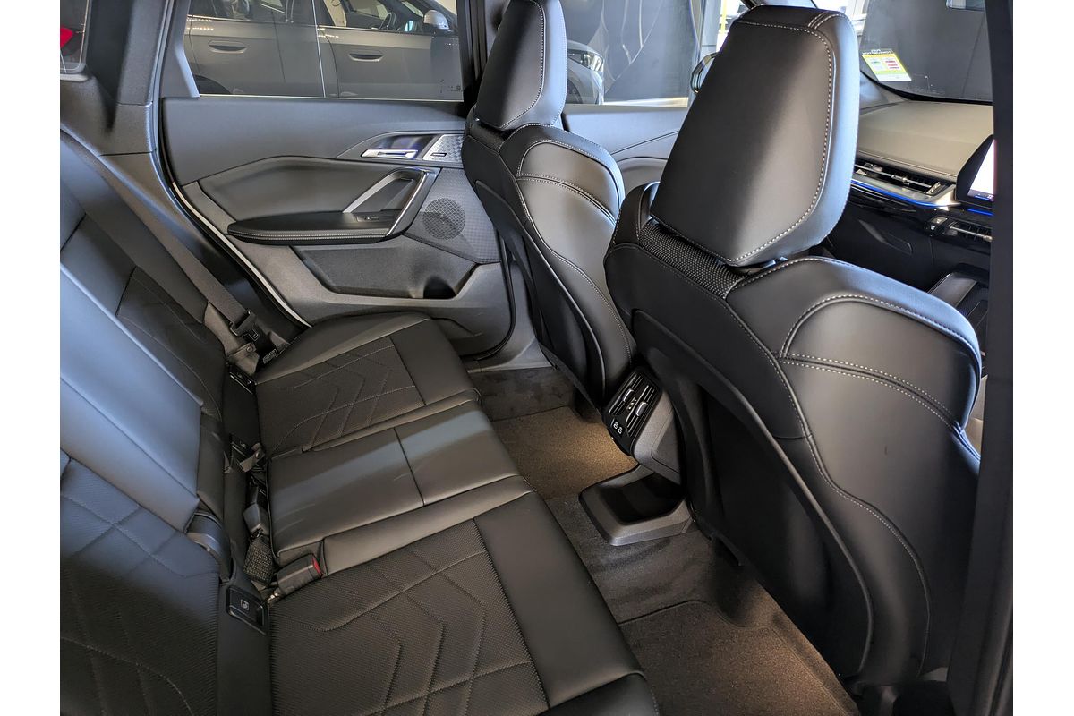 2024 BMW X1 sDrive18i U11