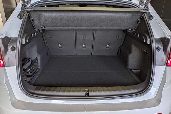 2024 BMW X1 sDrive18i U11