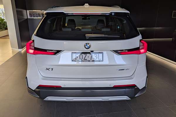 2024 BMW X1 sDrive18i U11