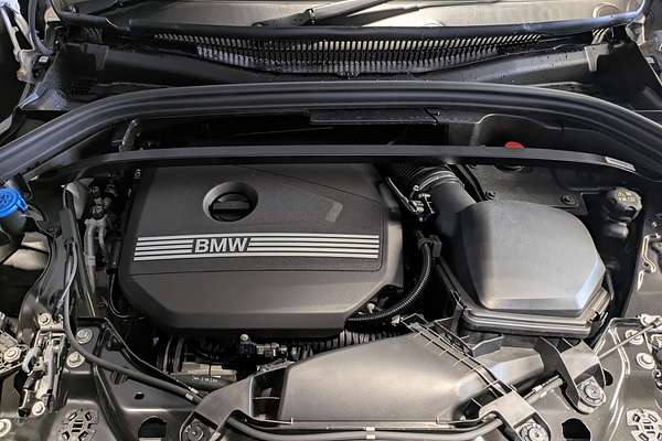2024 BMW X1 sDrive18i U11