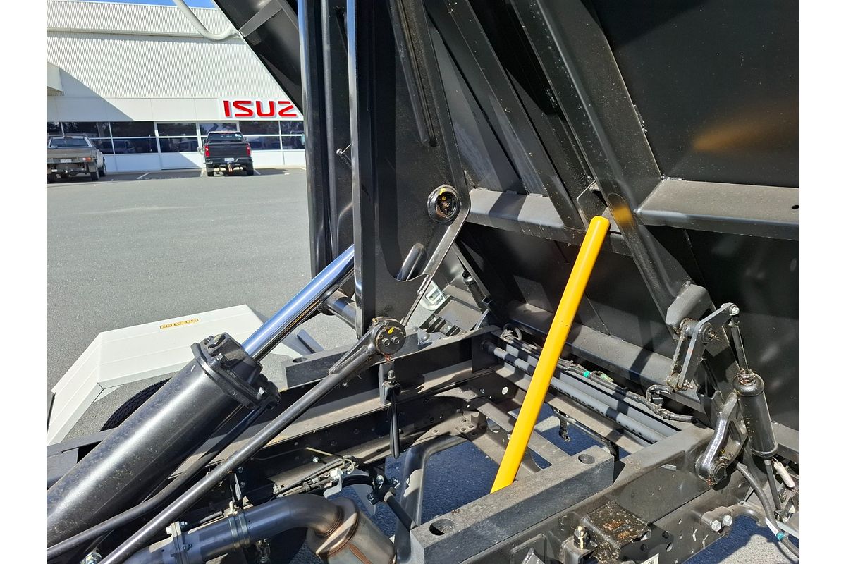 2024 Isuzu N Series NPR 45/55-155 Tipper SWB