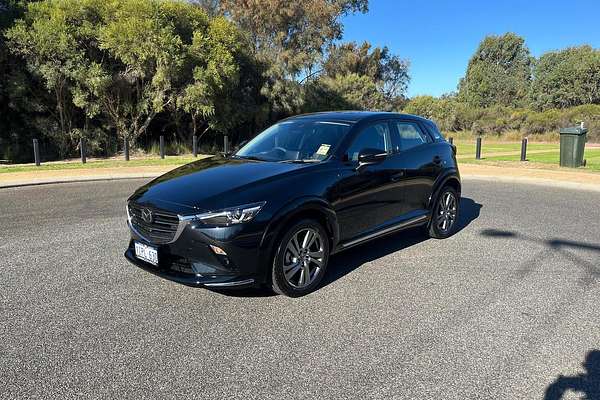 2025 Mazda CX-3 G20 Akari DK